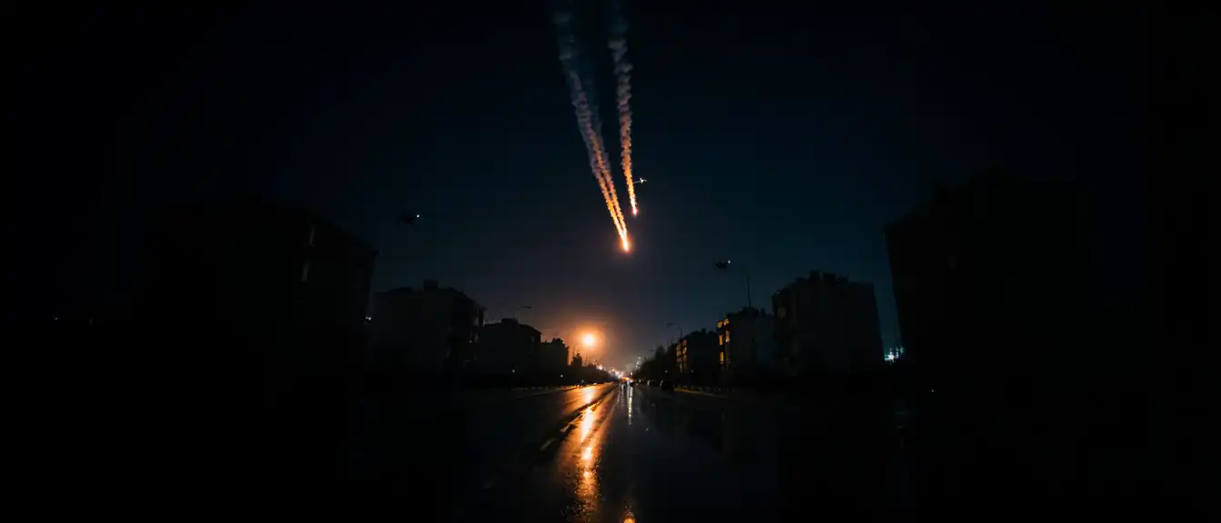 Ночная тревога в Подмосковье: повторное объявление ракетной угрозы и масштабные ограничения в небе