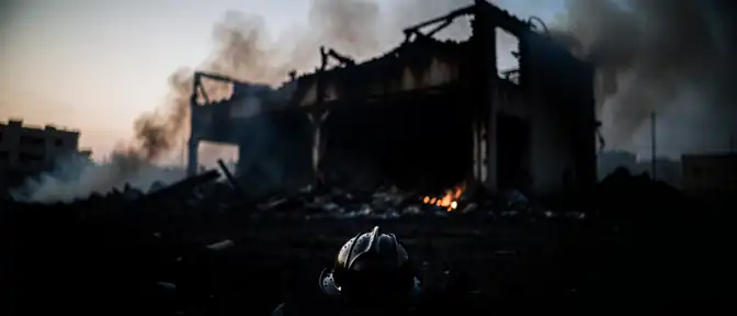 Огонь побежден: в Невинномысске ликвидировали последствия атаки беспилотника на складской комплекс